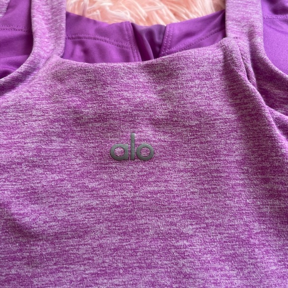 ALO Yoga Lavender Tank Top - Picture 3 of 4